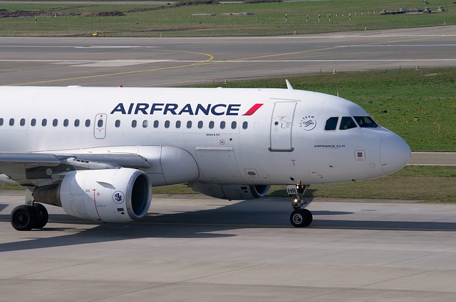 Charles de Gaulle Airport departures